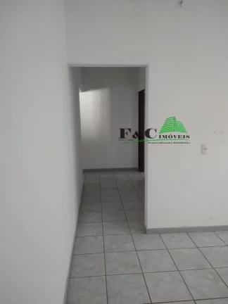 Imagem Casa para Venda em Limeira, JARDIM SANTA CATARINA, 2 dormitórios, 2 banheiros, 2 vagas