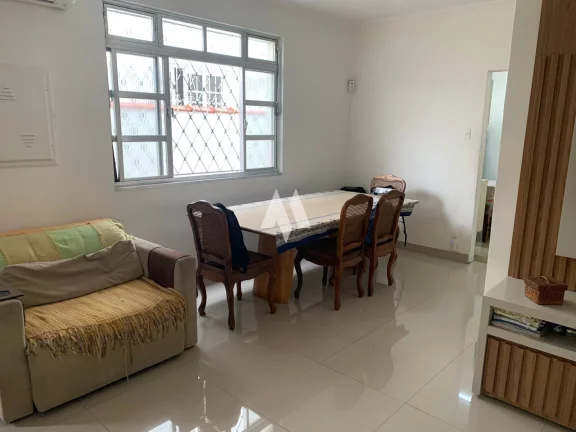 Imagem Sobrado 100% Reformado, 168m², 3 Dormitórios sendo 2 suítes , 2 vagas de garagem e no bairro do Boqueirão
