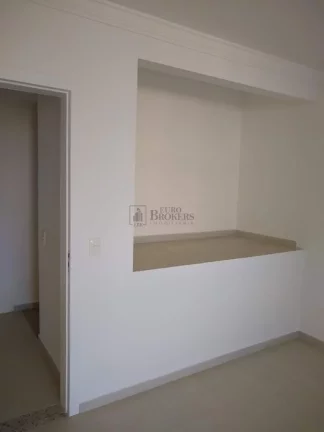 Imagem Sobrado Triplex com 3 suítes no bairro Ariribá em Balneário Camboriú
