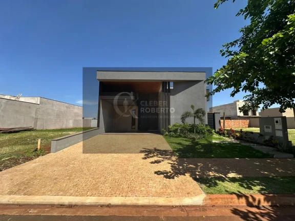 Imagem Casa nova com 3 suítes e área de lazer completa no Portal Aroeira
