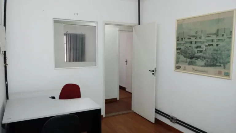 Imagem Apartamento em prédio comercial no Itaim Bibi