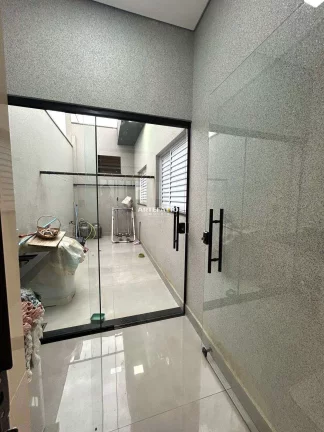 Imagem Casa à venda em Franca, Jardim Natal I, com 3 dormitórios, uma suíte, 200m2