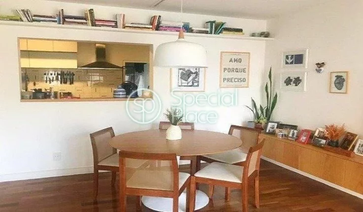 Imagem Ótimo apartamento em Moema Pássaros - 111m² - Andar alto - Living com varanda - Sala de jantar - ...