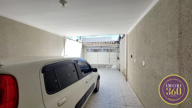 Imagem Sobrado Triplex com excelente espaço interno
