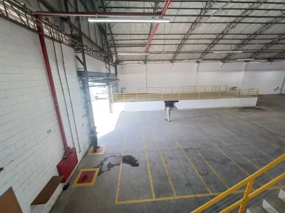 Imagem Galpão para alugar, 4000 m² por R$ 78.500,00/mês - Vila Sol Nascente - Suzano/SP