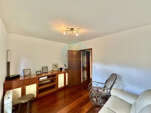 Imagem Casa em Condomínio a Venda no bairro Granja Viana - Carapicuíba, SP