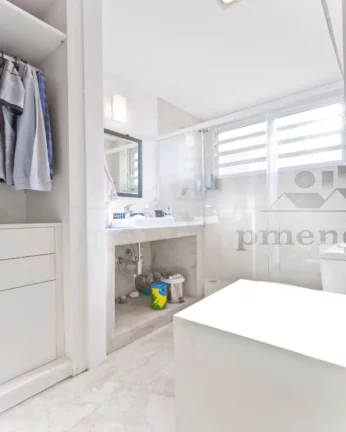Imagem Apartamento à venda na Rua Sabará com 3 quartos sendo 2 suítes, 2 vagas, 193m²