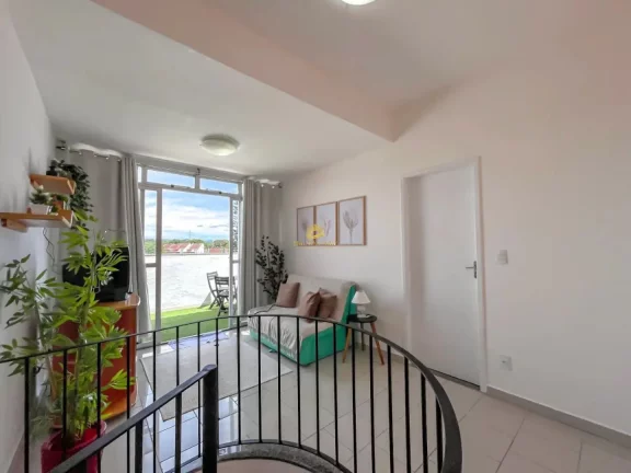 Imagem Nossa Cobertura Duplex é composta por 4 quartos, sendo 2 suítes no andar de cima e 2 quartos compa...