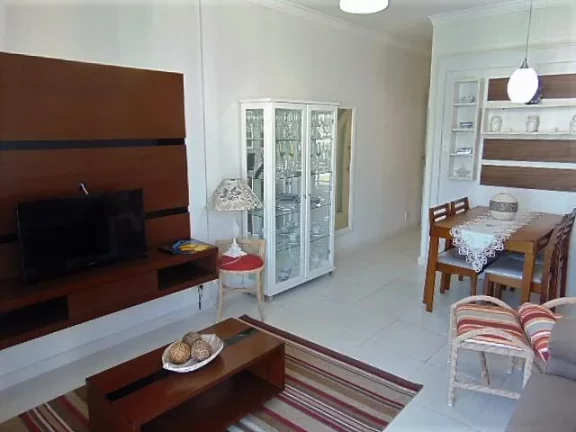Imagem Pitangueiras, 40 metros da Praia, Vista Maravilhosa ao Mar, *Lindo Apto todo Reformado Top de Linha*, Local Nobre.