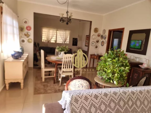 Imagem Casa com 3 dormitórios à venda, com piscina 220 m² por R$ 680.000 - Parque Residencial Lagoinha - Ribeirão Preto/SP