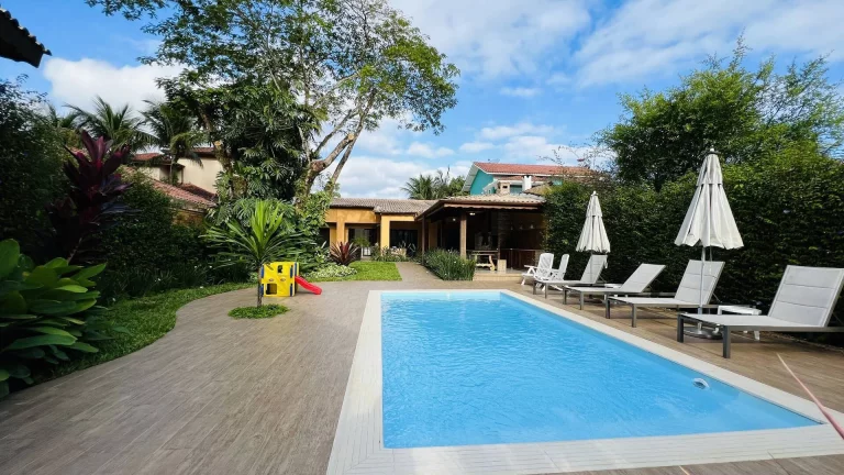 Imagem Casa à venda São Lourenço com excelente lazer e paisagismo.