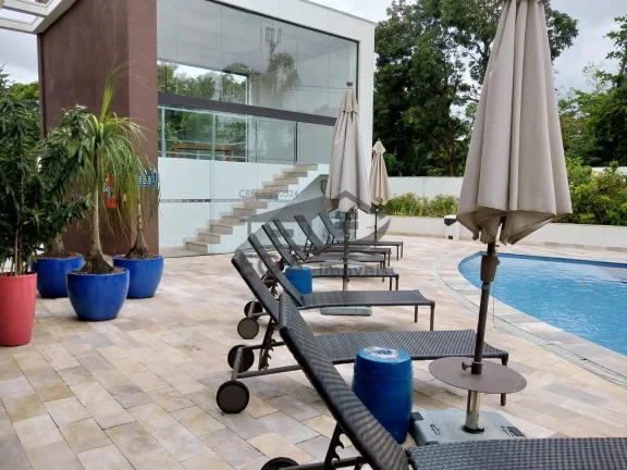Imagem CASA EM COMD. CAMBURI ALTO PADRÃO