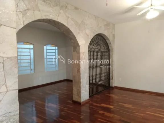 Imagem Casa Térrea à Venda na Vila Bressani - Paulínia/SP
Conforto, Espaço e Localização Central!

Ex...