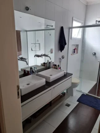 Imagem Casa Sobrado, 4 dormitórios ( 3 suítes). 3 vagas, Altos da Serra VI, Urbanova - Sjc.