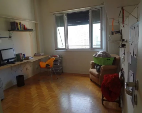 Imagem Apartamento à venda na Rua Cardoso de Almeida com 3 quartos e 1 vaga.