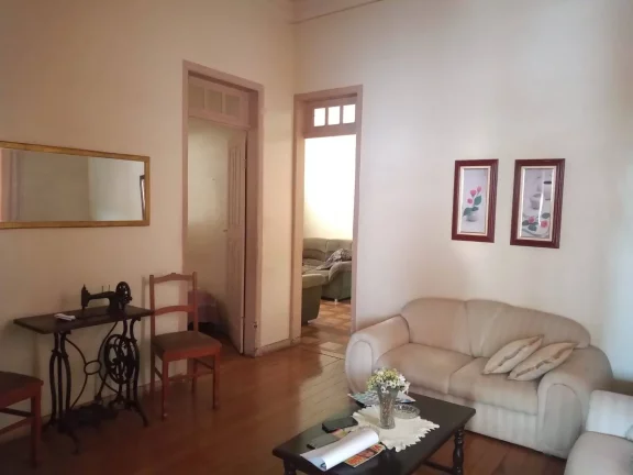 Imagem VENDE -SE CASA NO CENTRO DE T. OTONI