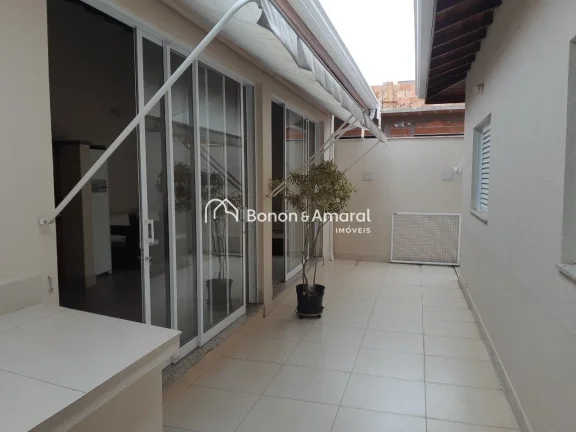 Imagem Esta casa no Condomínio Residencial Aurora em Paulínia-SP tem uma área construída de 230m² em u...