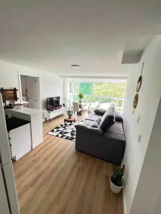 Imagem Apartamento com 2 dormitórios sendo 1 suíte e 1 vaga de garagem na Praia Brava em Itajaí