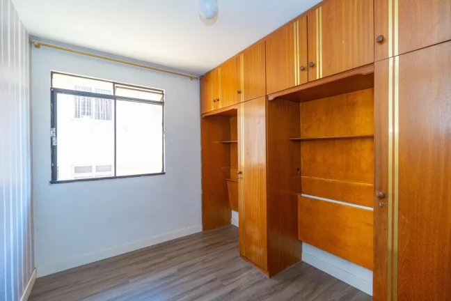 Imagem Apartamento de 3 quartos no bairro Campo Comprido