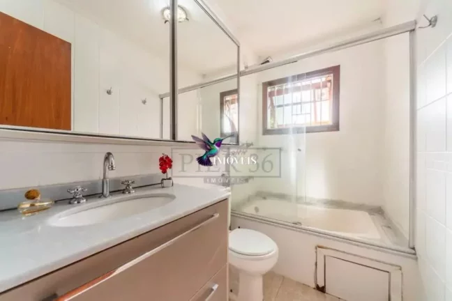 Imagem Casa à venda no bairro Tristeza - Porto Alegre/RS