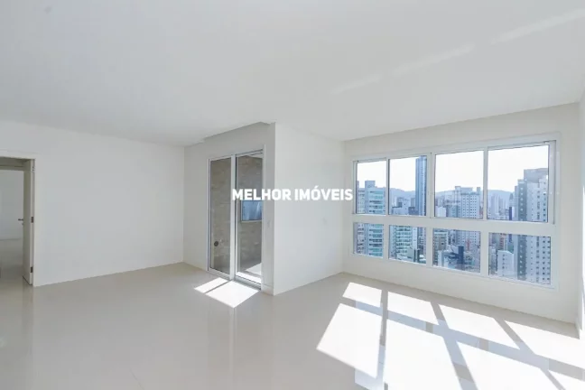 Imagem Apartamento Alto Padrão, 2ª Quadra Mar com 03 Suítes