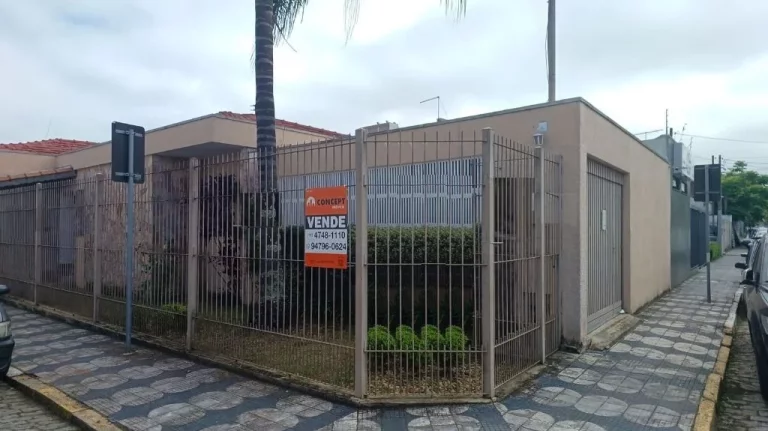 Imagem Casa com 3 dormitórios à venda, 175 m² por R$ 1.400.000 - Centro - Mogi das Cruzes/SP