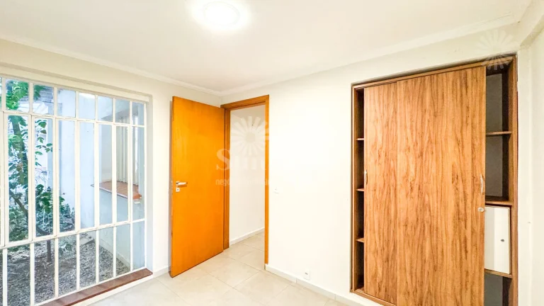 Imagem Casa de esquina para alugar com 350m² Residencial ou Comercial - Vila Clementino - São Paulo/SP
