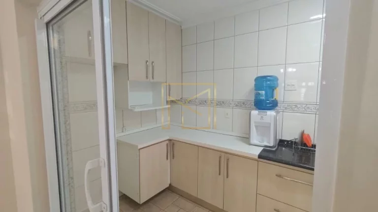 Imagem Residência Singular em Jardim Santana: Amplitude e Conectividade em Hortolândia