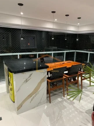 Imagem Apartamento alto padrão, 2 dormitórios, sendo 2 suítes, originalmente sendo 3 dormitórios, mas f...