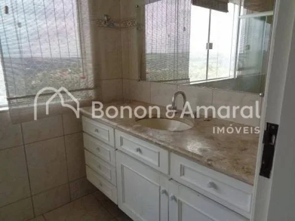 Imagem Linda casa de condomínio em Sousas, com 350m², 4 quartos e 3 suítes.