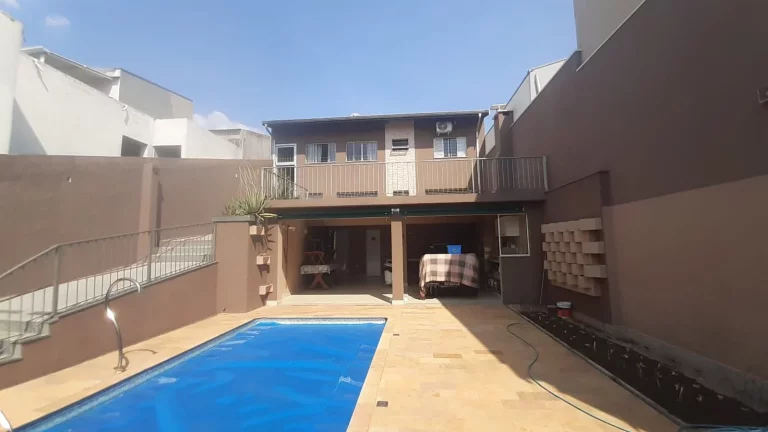Imagem CASA A VENDA - 2 DORM. COM 1 SUÍTE - JARDIM ITATIAIA - CAMPINAS
