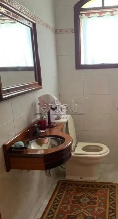 Imagem Sobrado com 341 MÂ². No andar superior temos 4 dormitÃ³rios sendo 2 suÃ­tes, banheiro social e espaÃ...