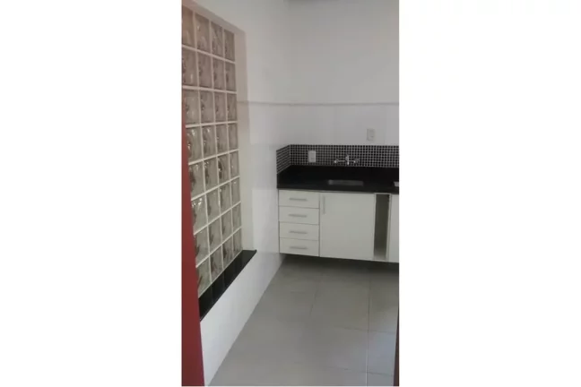 Imagem Apartamento à venda em Porto Alegre, Petrópolis, com 3 quartos, 77m²