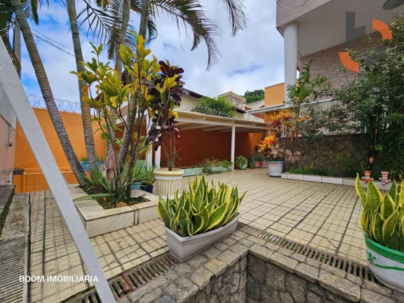 Imagem Casa com 3 dormitórios à venda, 150 m² por R$ 1.200.000,00 - Centro - Nova Iguaçu/RJ
