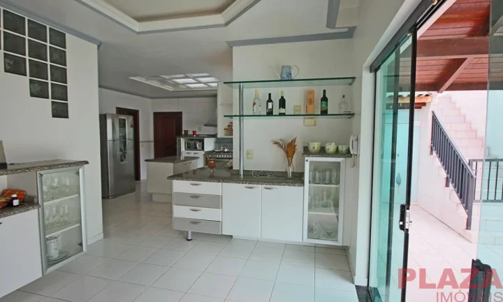 Imagem Casa no centro de Balneário Camboriú