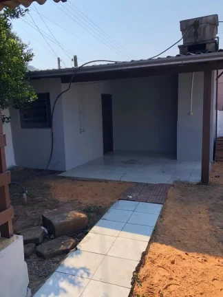 Imagem Casa de 3 quartos proximo ao centro de Parobe