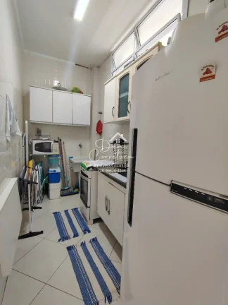Imagem Oportunidade única: Apartamento Pitangueiras com sacada, vaga e vista para o mar - 1 quarto, 2 salas, 1 banheiro, 1 vaga de garagem, 52,00 m²!