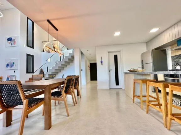 Imagem Casa em Condominio 4 Dormitórios - Bairro xangri-la