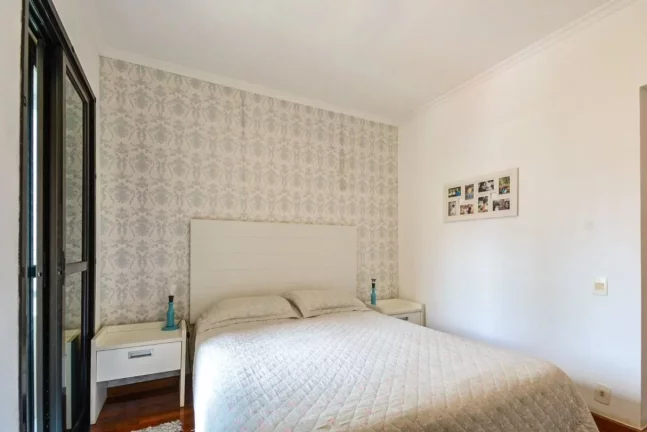 Imagem Apartamento em Pinheiros perto do metrô com 3 quartos (1 suíte ) e 3 vagas, 120m²