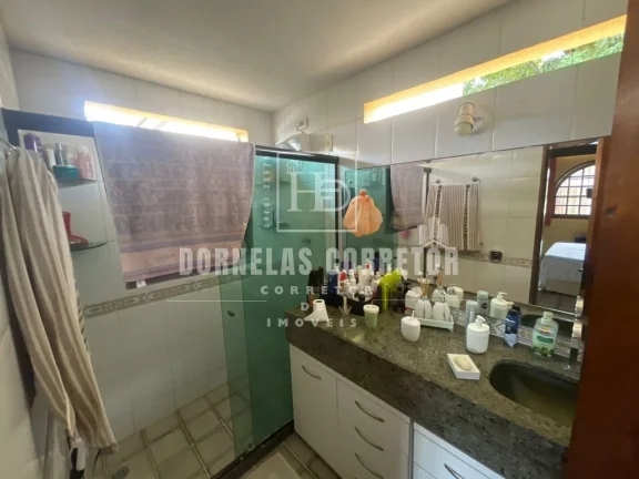 Imagem CASA 30X30, PISCINA, SUÍTES, ÁREA GOURMET, 5 QUARTOS, 900M²