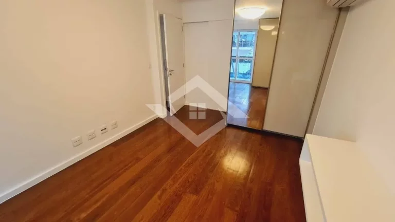 Imagem Apartamento Duplex Leblon 195m² – 3 Quartos, 2 Suítes, Quadra da Praia