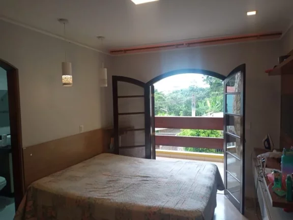 Imagem Sobrado com 3 dormitórios à venda por R$ 450.000,00 - Jardim do Castelo - Ferraz de Vasconcelos/SP