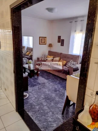 Imagem Vendo Oportunidade no Jardim domilita região do pedreira São Paulo. Vendo linda e espaçosa casa térrea na região da pedreira, são 3 Dormitórios, sendo 1 Suíte, Sala de estar e sala de jantar, Cózinha com planejados, 3 banheiros, 2 vagas de garagem, 250m² 