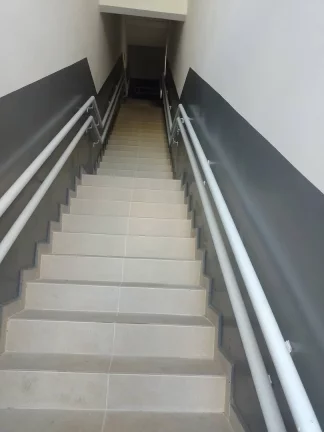 Imagem locação sala comercial no centro de Macaé RJ. 130M2 primeira locação
