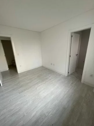 Imagem Apartamento com 4 dormitórios sendo 4 suítes e 4 vagas de garagem em Itapema/SC