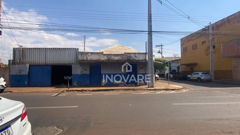 Imagem Galpão para alugar, 120 m² por R$ 0,01/mês - Setor Anhangüera - Itumbiara/GO