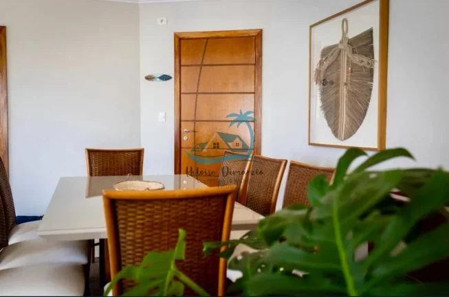 Imagem Apartamento cobertura duplex com 4 dormitórios a venda em localização privilegiada a 2 quadras da orla de Itaguá em Ubatuba.
