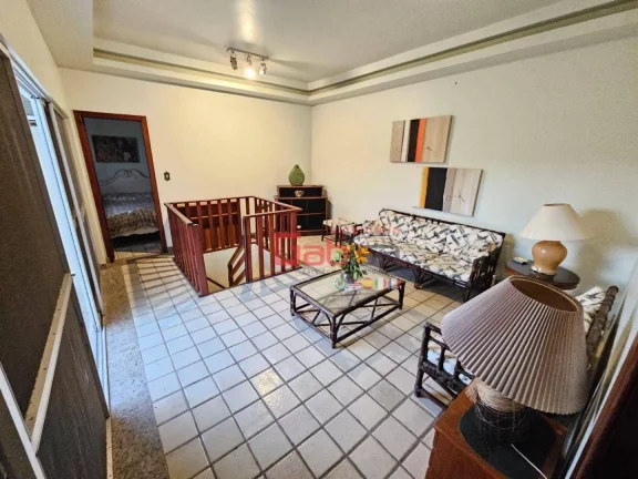 Cobertura com 4 dormitórios à venda, 200 m² por R$ 800.000 - Algodoal - Cabo Frio/RJ