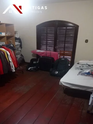 Imagem Sobrado á venda ou locação na Rua Cambará Vila Bertiga 350m²