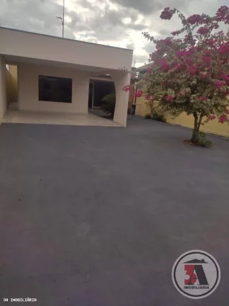 Imagem Casa dormitórios no Condominio Canaã